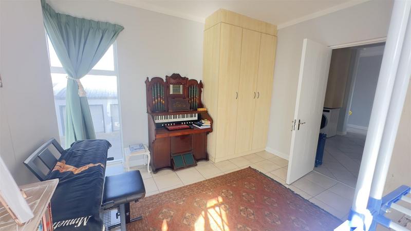3 Bedroom Property for Sale in Reebok Western Cape
